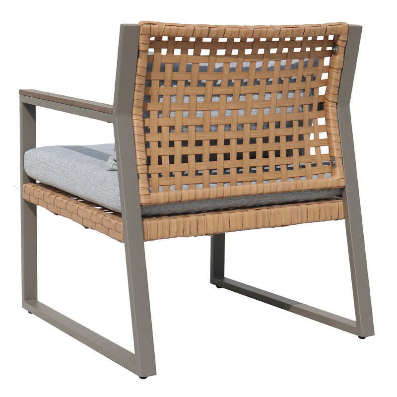 rattan accent chairnn8