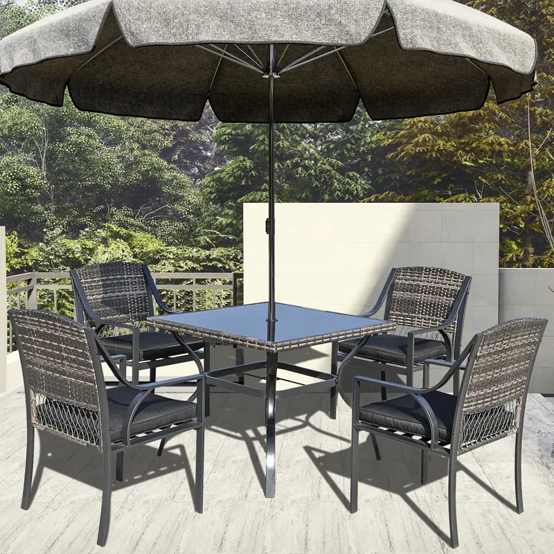 garden table and chairs set8mo