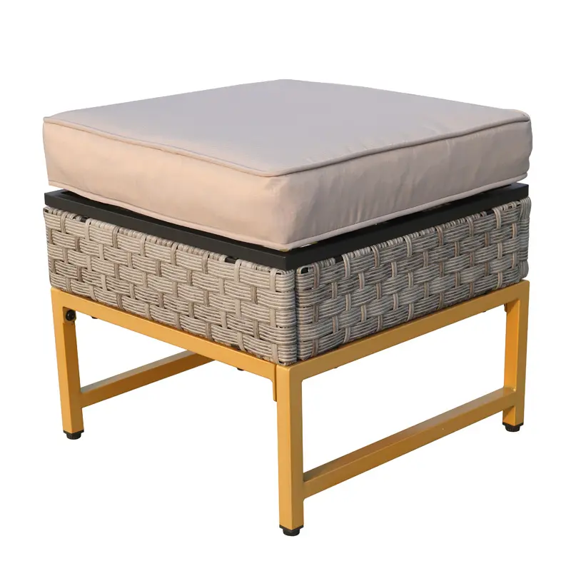 rattan ottoman0o5