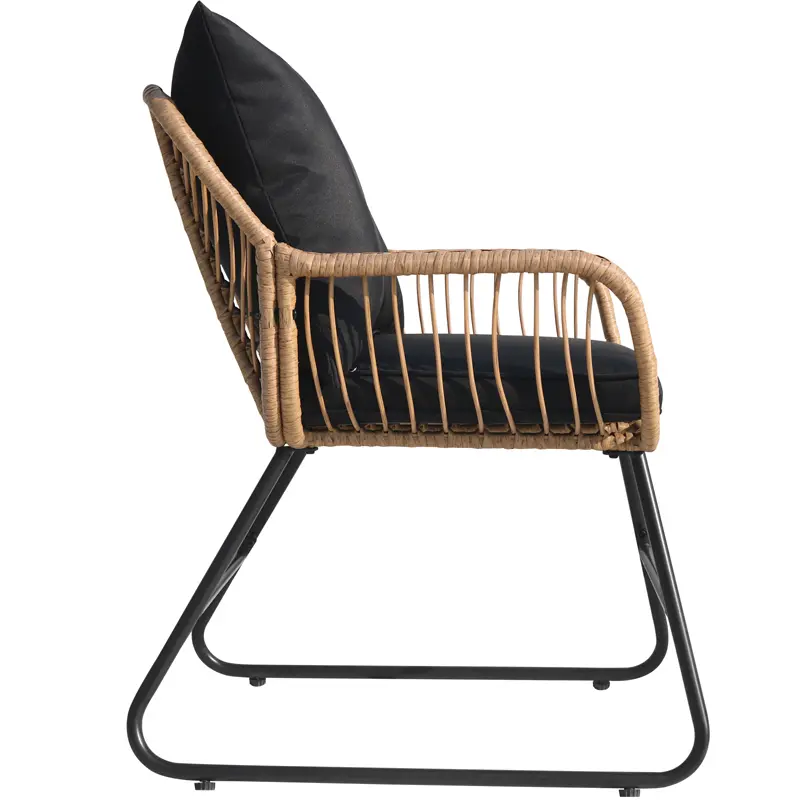 outdoor chairs on salemso